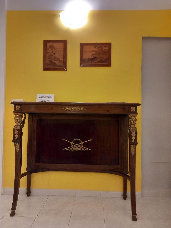 Santa Chiara Home Spaccanapoli 외부 사진